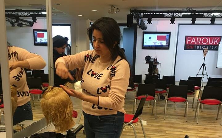 خبيرة التجميل العالمية جوليا بطرس