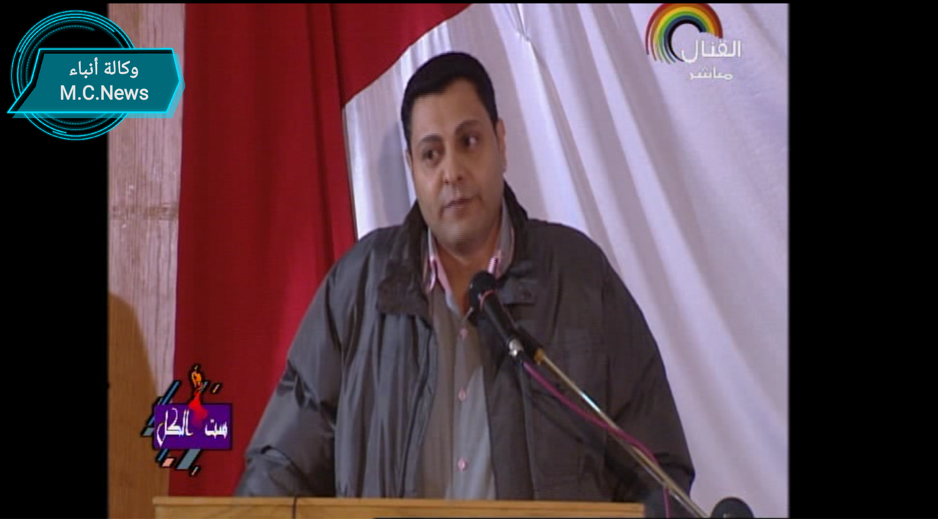 الصحفي نائل نبيل رئيس مجلس أمناء المؤسسة لحظة إفتتاح الندوة
