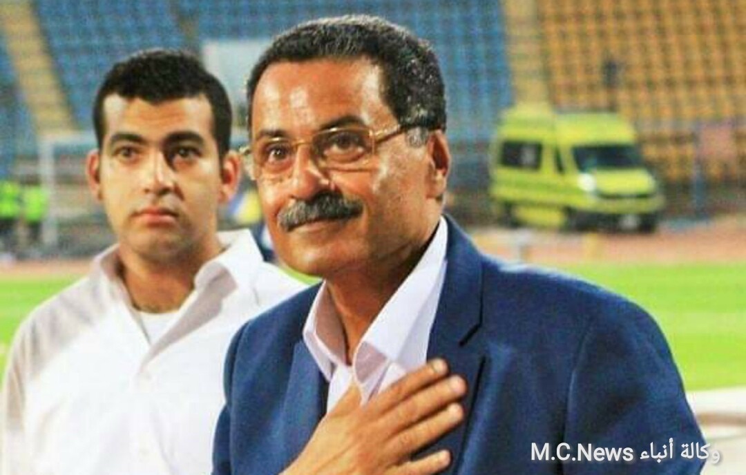 مدير أمن الإسماعيلية يرد التحية للجمهور