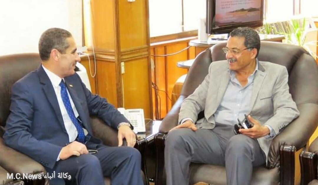 مدير الأمن مع رئيس جامعة قناة السويس