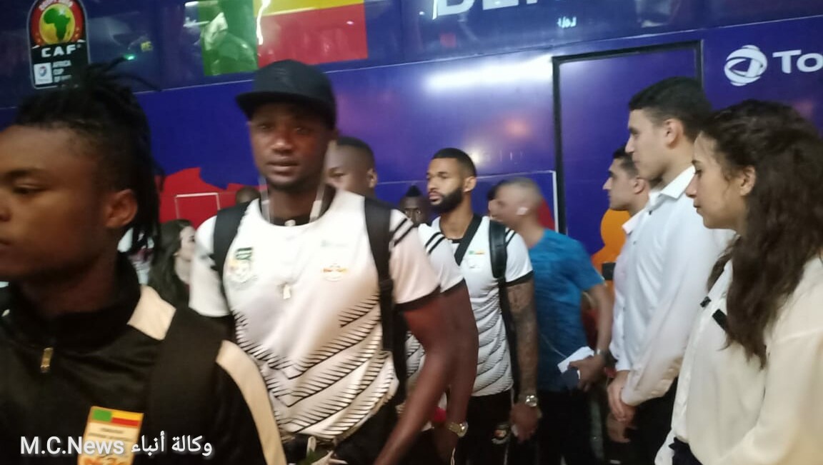لحظة وصول بعثة منتخب بنين للاسماعيلية