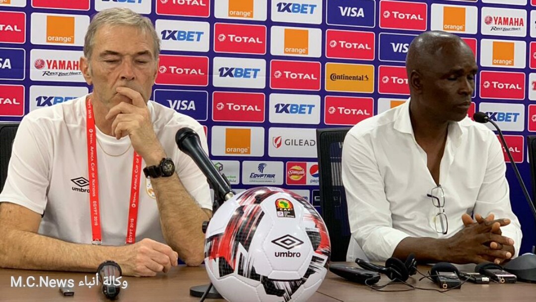 جانب من المؤتمر الصحفي لفريقي غينيا وبنين
