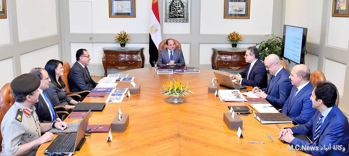 الرئيس السيسي أثناء الإجتماع