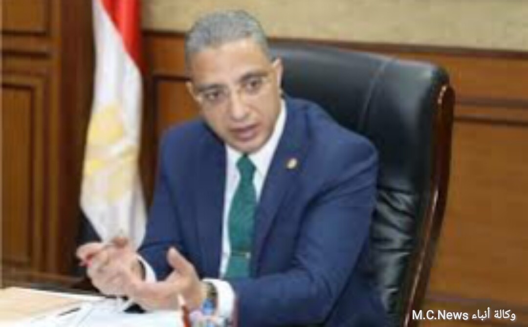 محافظ الفيوم الدكتور أحمد الأنصاري (أرشيفية)